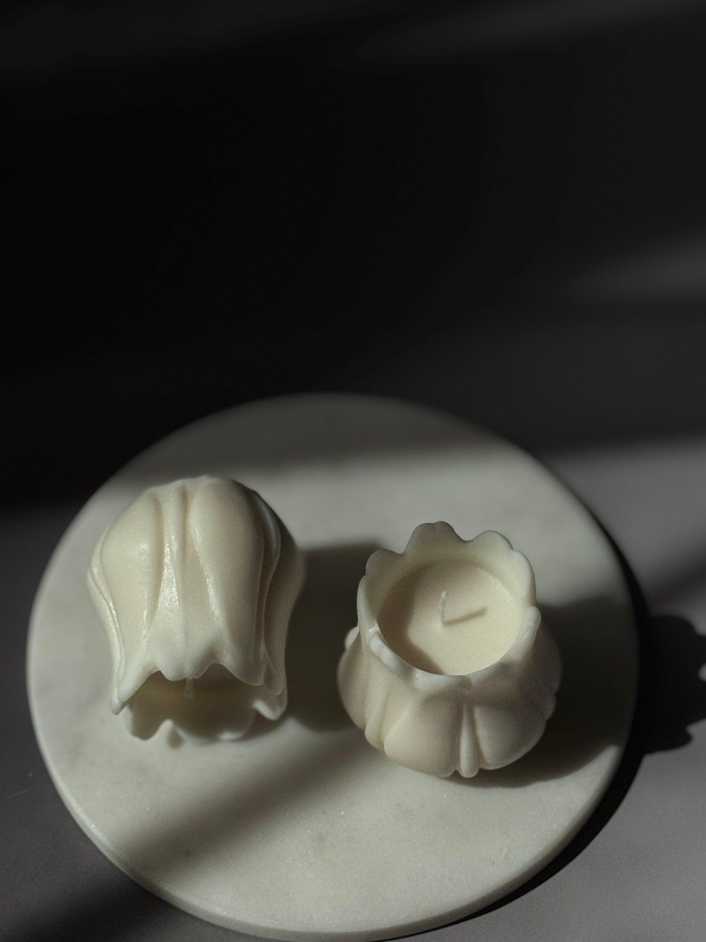 Tulip Candle