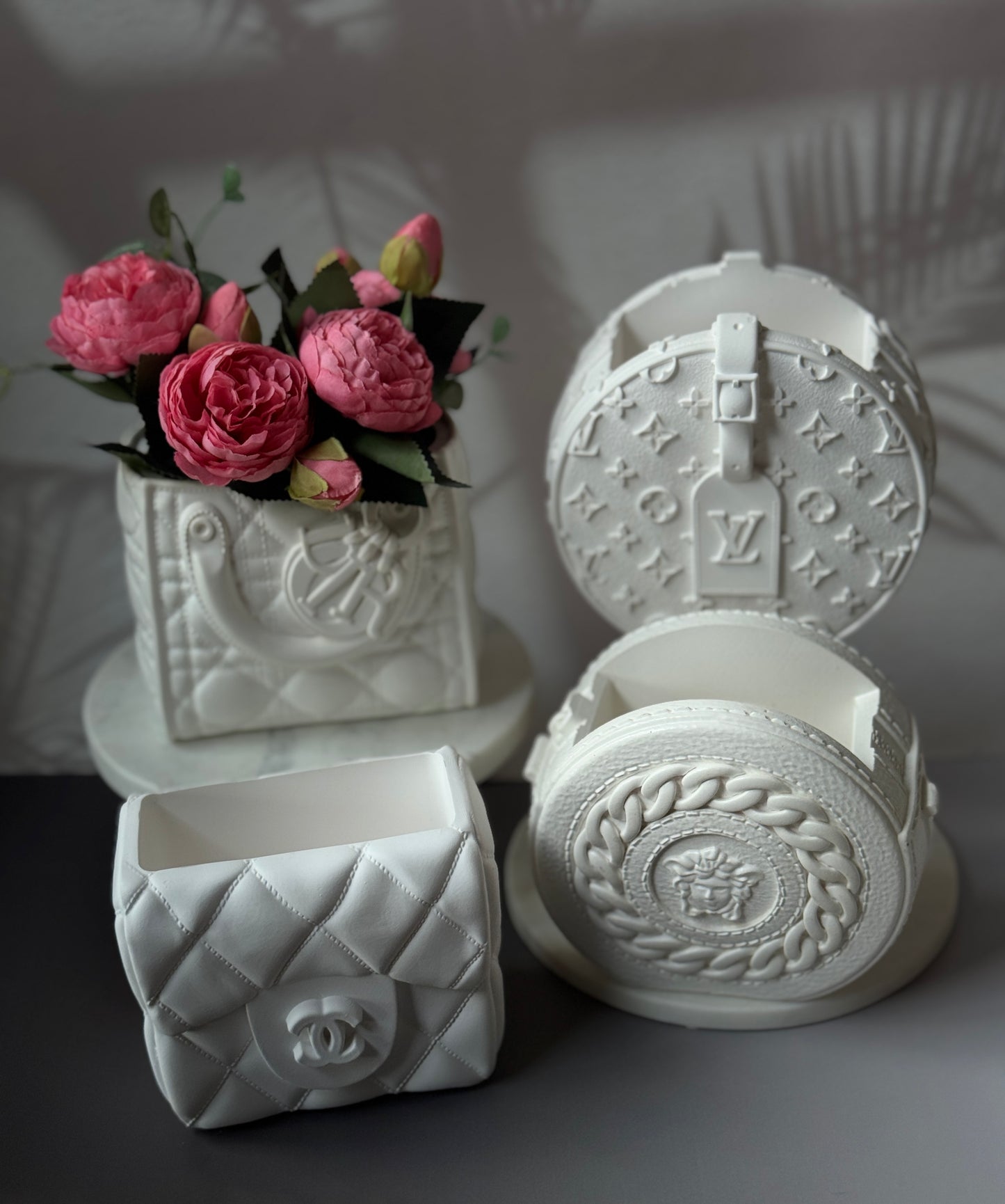 Silhouette Icons Vase