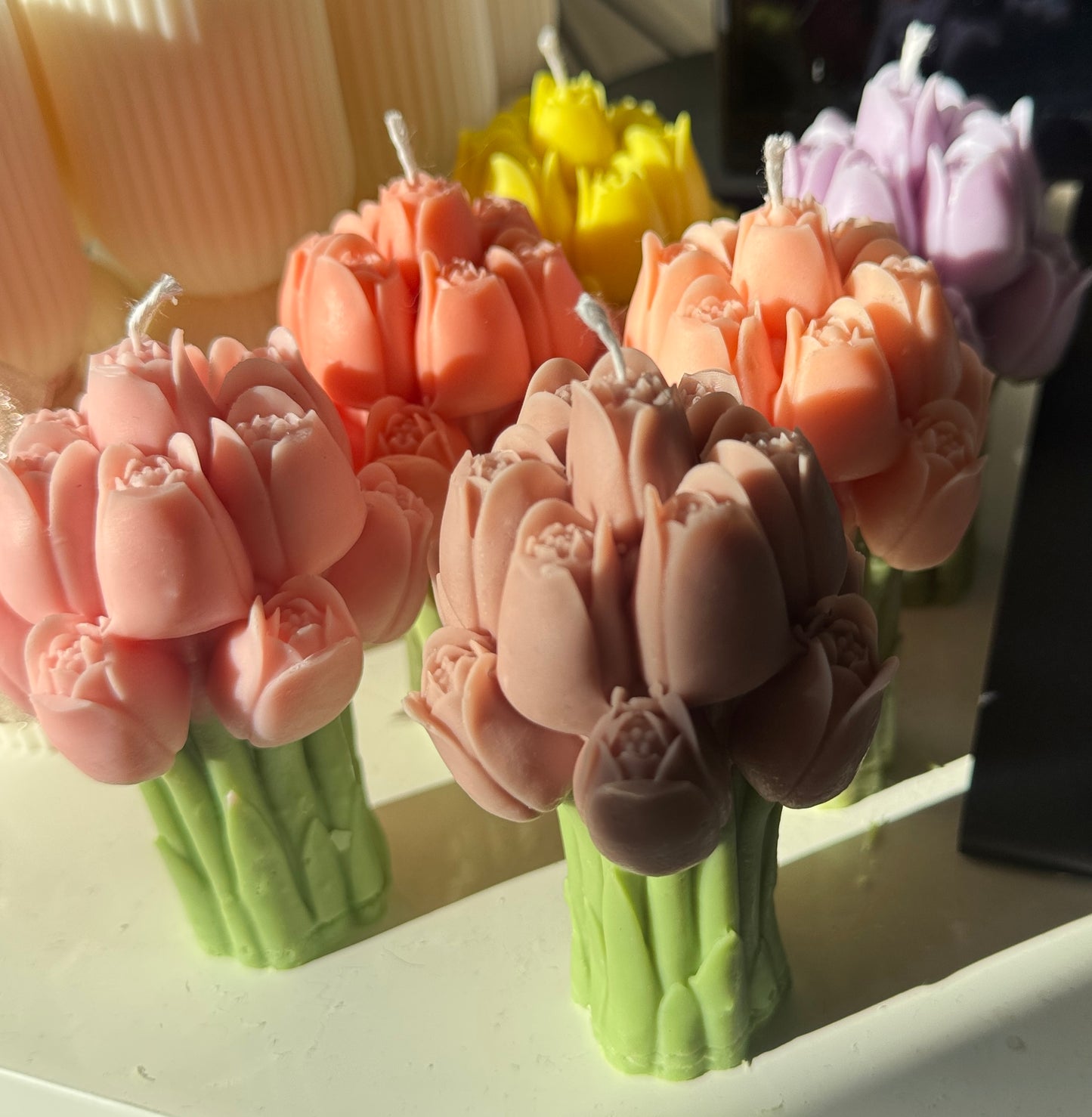 Tulip Candle