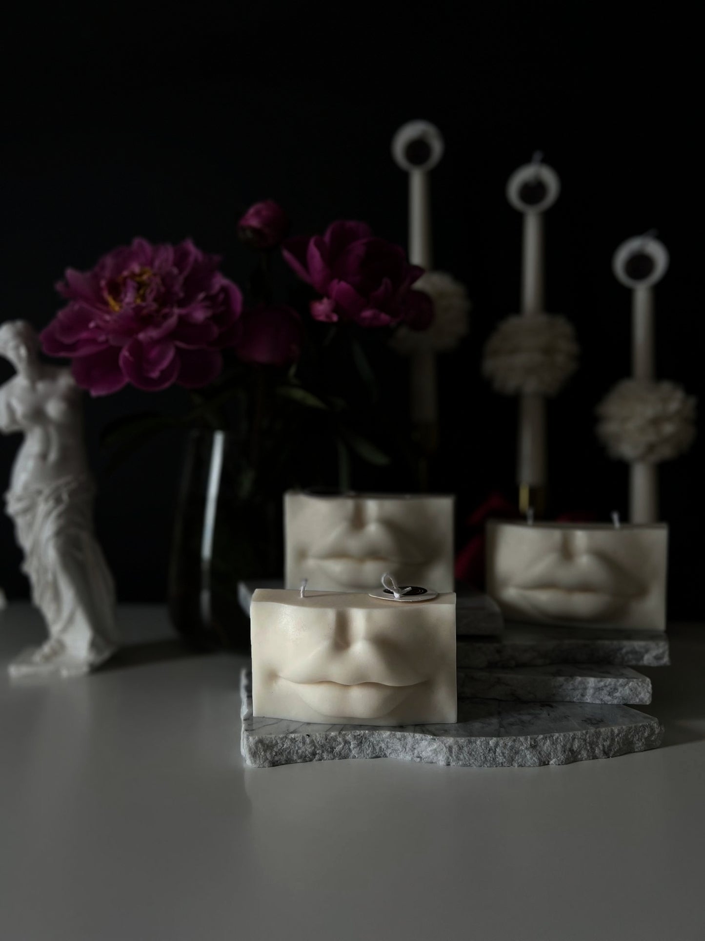 Lips Candle