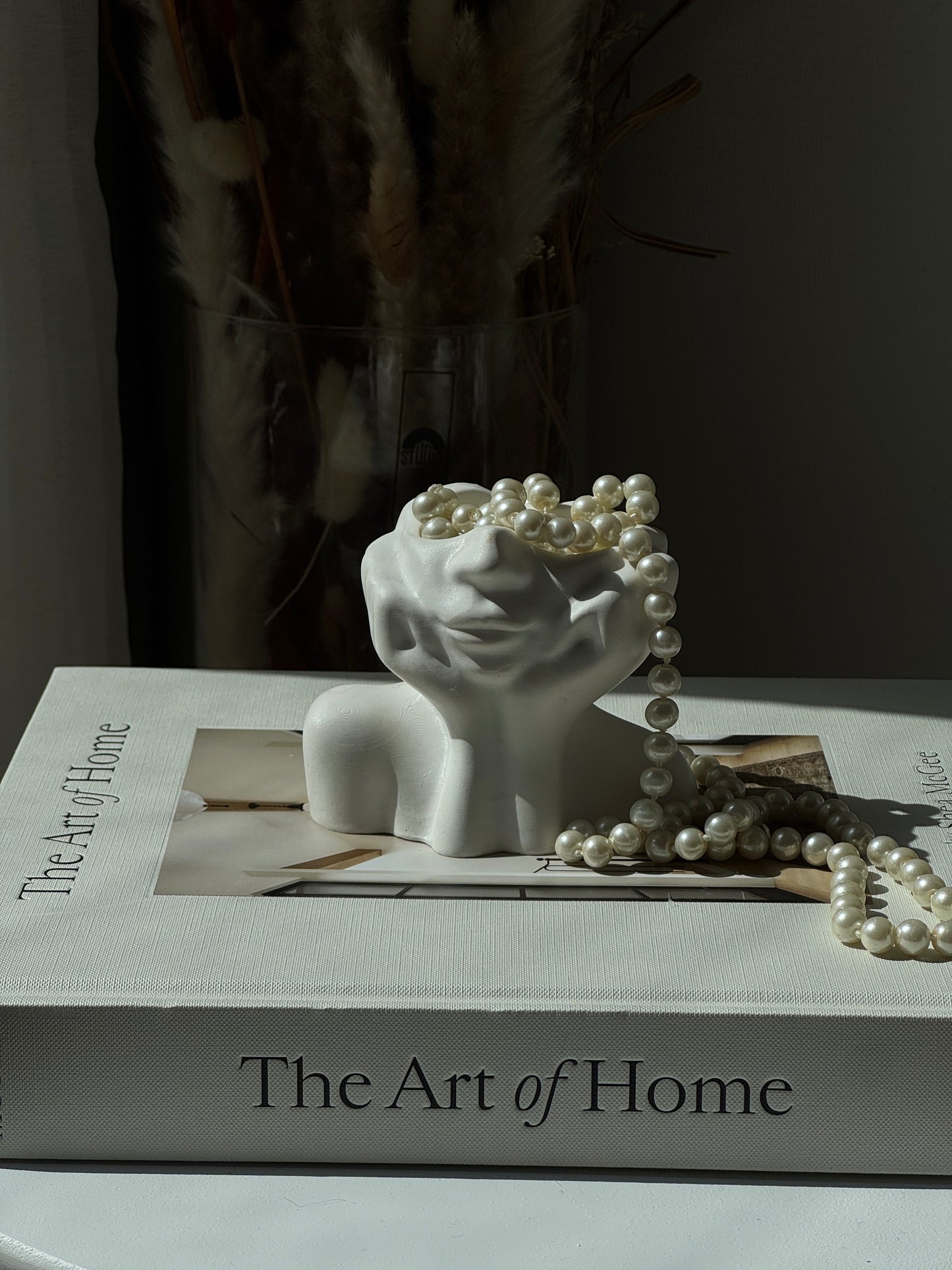 Muse | Abstract Face Holder